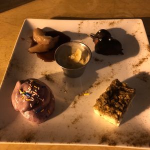 Souper Chic mais pas trop! Spécial St-Valentin at Antidote Bouffe Vegane in Montreal