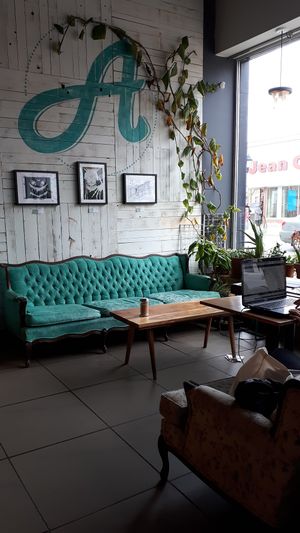 Working station at Antidote Bouffe Vegane in Montreal