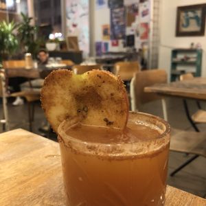 Jus de pomme épicé at Antidote Bouffe Vegane in Montreal