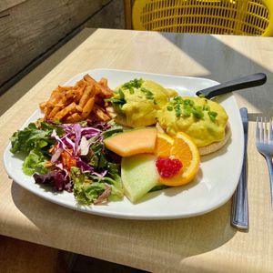 Bénédictines at Antidote Bouffe Vegane in Montreal