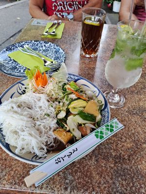  at Com Viet in Lindau