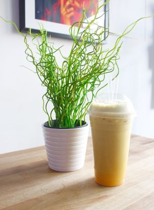 pineapple, banana and mango smoothie at Portobello Juice Cafe in West London