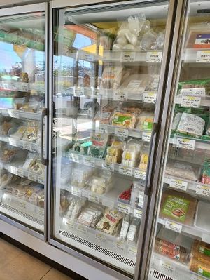 Frozen foods at The Nature Shop KaRuNa in Nagoya