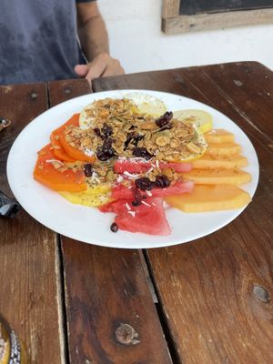 Begrudgingly ordered a fruit plate the first time lol  at Terraza del Arquitecto in Mazunte