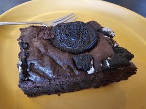 Oreo Brownie at Feed Your Head  in Ventnor