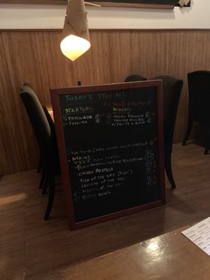 Specials at Fargo in Sevilla