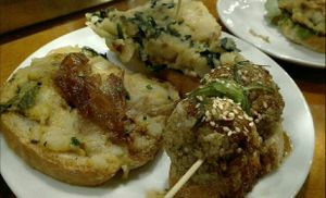Pintxos: tortilla, albóndigas y tosta at Tirauki in Bilbao