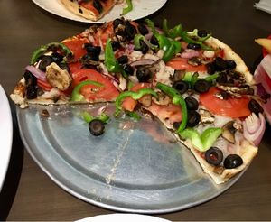 Veggie pizza (vegan cheese) at We Cook Pizza and Pasta in Tusayan