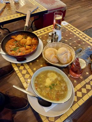  at Welt Cafe in Vienna