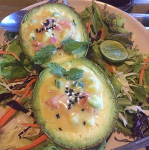 avocado cream salad at Pun Pun Organic Vegetarian Restaurant in Chiang Mai