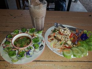 Somtam Laos, Spring rolls and Banana Chocco Coconut Milk Smoothie at Pun Pun Market in Chiang Mai