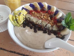 Smoothie bowl at Pun Pun Market in Chiang Mai
