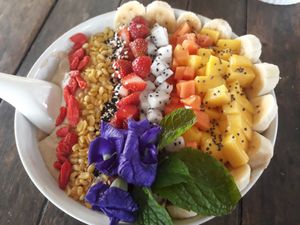 Smoothie bowl at Pun Pun Market in Chiang Mai
