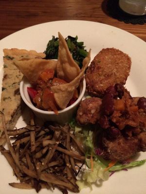 Vegan set at Poco a Poco Macrobiotic Cafe and Bar in Ishigaki