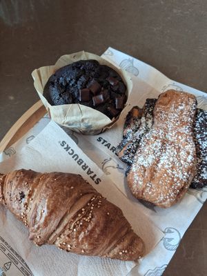 Muffin vegan at Starbucks in Arese