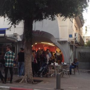 Big line at Cookeez at Cookeez - Dizengoff in Tel Aviv