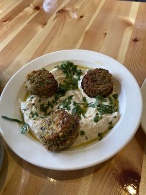 Falafel + hummus = ❤️  at Hummus Bar in Lund