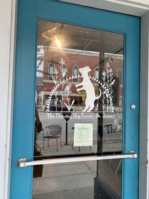 Welcome at The Dancing Dog in Urbana