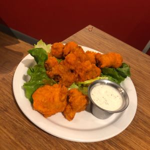 Buffalo Cauliflower Bites at The Dancing Dog in Urbana