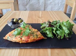 POP 101 now serves lunch menus from Wednesday to Friday. Here is a vegan fritatta  at Pop 101 in Porto