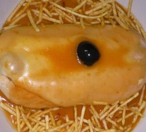 Vegan hot dog with'Francesinha Sauce'. 

Available Fridays and Saturdays. at Pop 101 in Porto