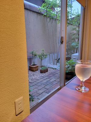 Cute, very well maintained garden area out the back.  at Little-Heaven in Kyoto