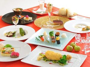 Vegan course meals can be booked from October to December 20, 2025 (one month before the reservation date). We look forward to your reservation.　※Limited to 1 to 2 groups per d at Little-Heaven in Kyoto
