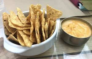 Nachos nd Vegan cheese  at Dolce Pizza y Los Veganos - Hipolit Lazaro in Barcelona