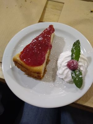 Cheesecake at Dolce Pizza y Los Veganos - Hipolit Lazaro in Barcelona