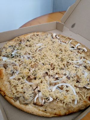  at Dolce Pizza y Los Veganos - Hipolit Lazaro in Barcelona