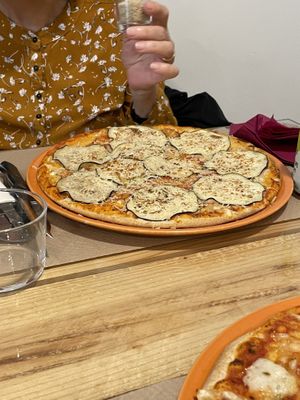   at Dolce Pizza y Los Veganos - Hipolit Lazaro in Barcelona