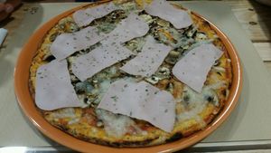 not that good at Dolce Pizza y Los Veganos - Hipolit Lazaro in Barcelona