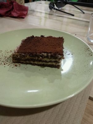 Vegan Tiramisu at Dolce Pizza y Los Veganos - Hipolit Lazaro in Barcelona