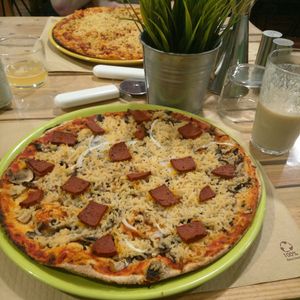 Chorizo spéciale at Dolce Pizza y Los Veganos - Hipolit Lazaro in Barcelona
