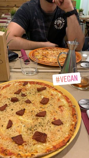 Pizzas. at Dolce Pizza y Los Veganos - Hipolit Lazaro in Barcelona