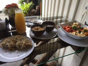 Breakfast dulce + arepa tofu at El Punto Veggie in Salento