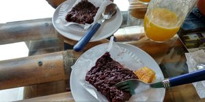 Vegan brownie, nice and chewy, 4k each at El Punto Veggie in Salento