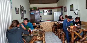 Interior at El Punto Veggie in Salento
