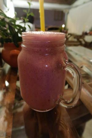 Berry-Smoothie at El Punto Veggie in Salento
