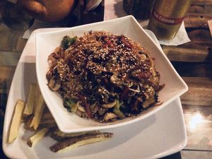 Pad thai at El Punto Veggie in Salento