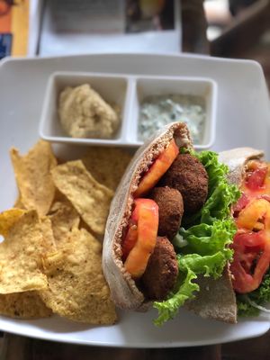 Falafel! at El Punto Veggie in Salento