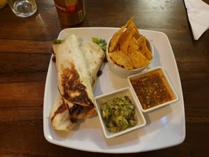 Mexican burrito wird Hummus instead of cheese at El Punto Veggie in Salento