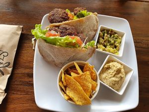 Falafel shawarma with guacamole instead of tzaziki at El Punto Veggie in Salento