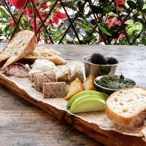 Cheese platter at Alegria in Tel Aviv