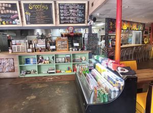 80’s theme #Veganuary at Brown Dog Deli in Charleston