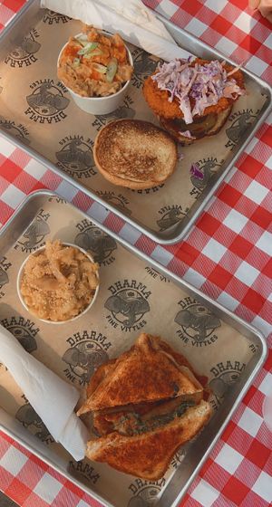 nashville hawt chix w homies on top, florida fried green tomatoes w garlic mac on bottom at Dharma Southern Chick'n in Orlando