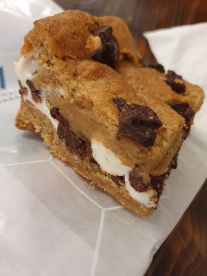 Vegan s'mores bar at Dharma Southern Chick'n in Orlando