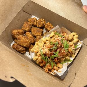 adult chick’n nuggets + mac n cheese  at Dharma Southern Chick'n in Orlando