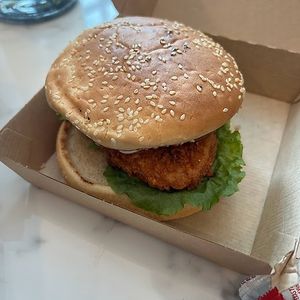 classic chickn sandwich at Dharma Southern Chick'n in Orlando