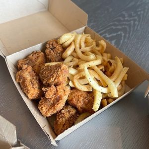 kids chickn nugz w fries at Dharma Southern Chick'n in Orlando